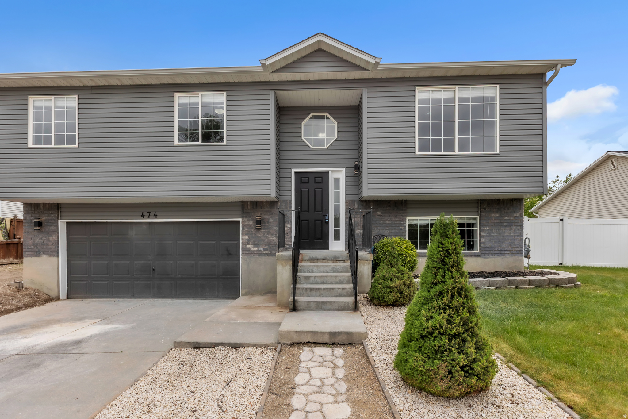 THE RIDGE - Residential