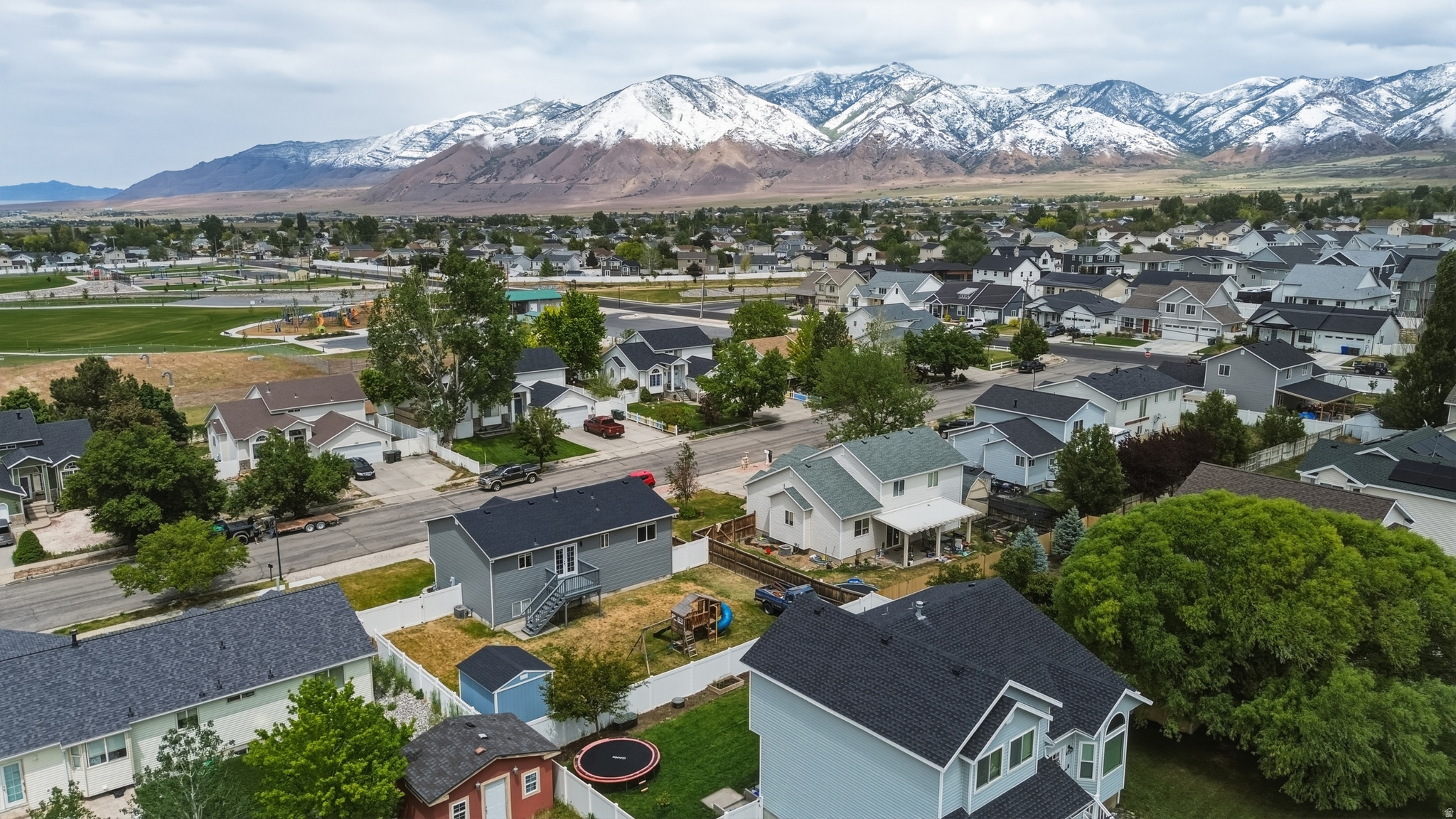 THE RIDGE - Residential