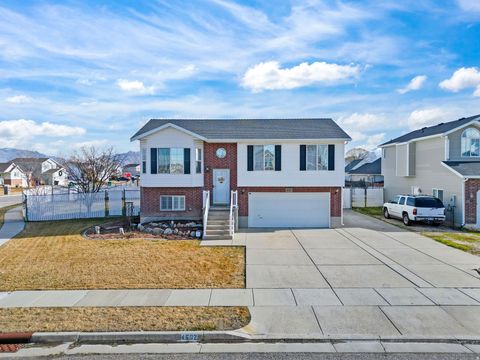 Tiny photo for 4602 S 4000 W, Roy, UT 84067 (MLS # 2135189)
