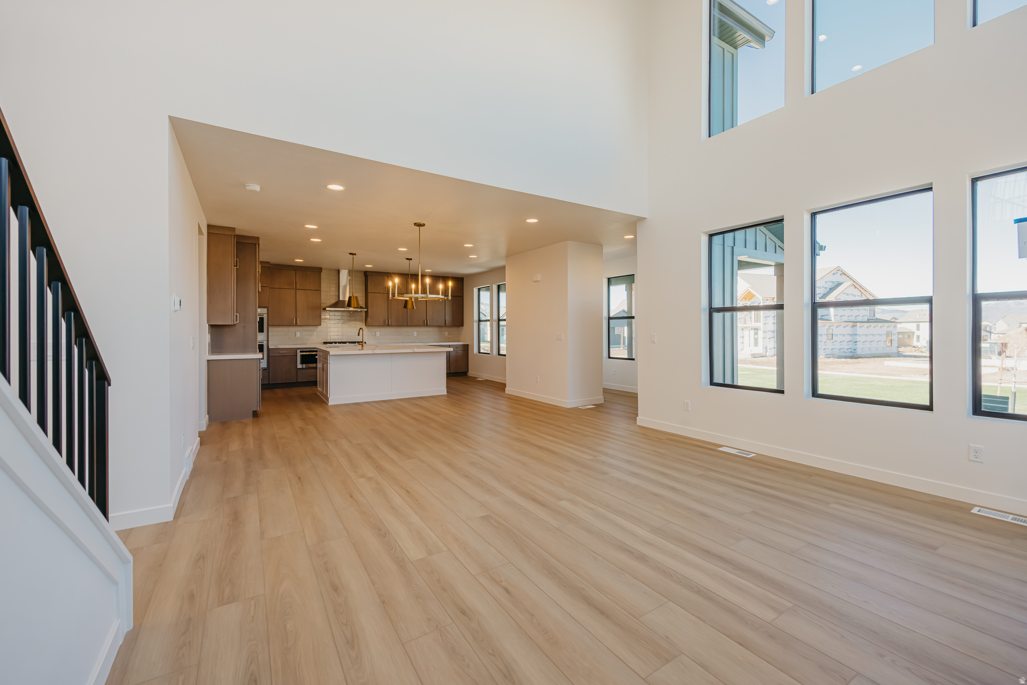 THE CROSSING - Residential