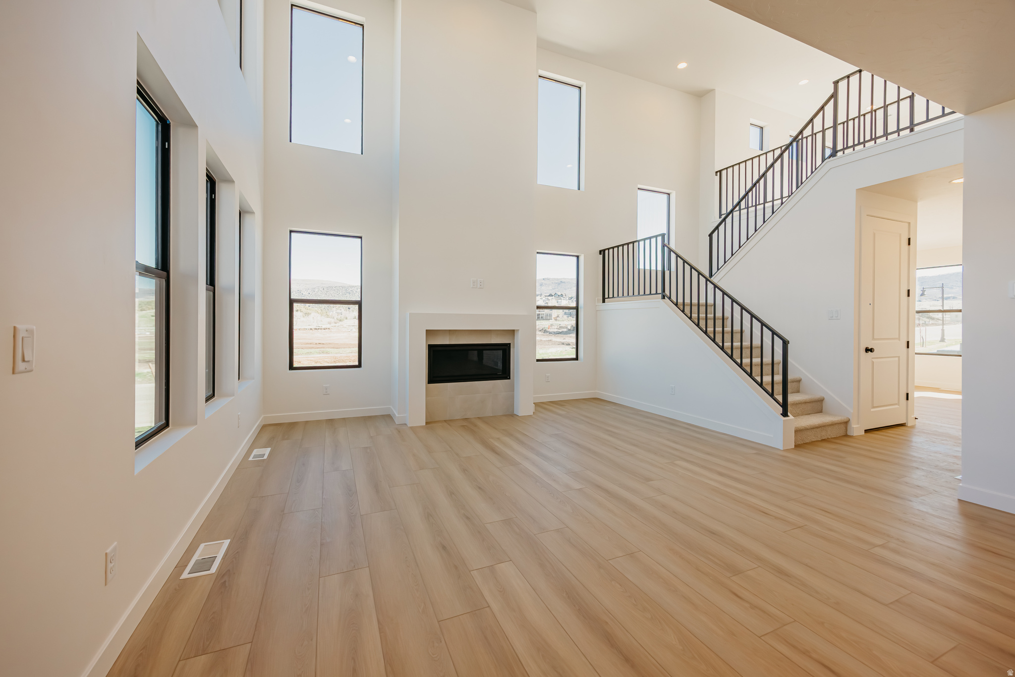 THE CROSSING - Residential
