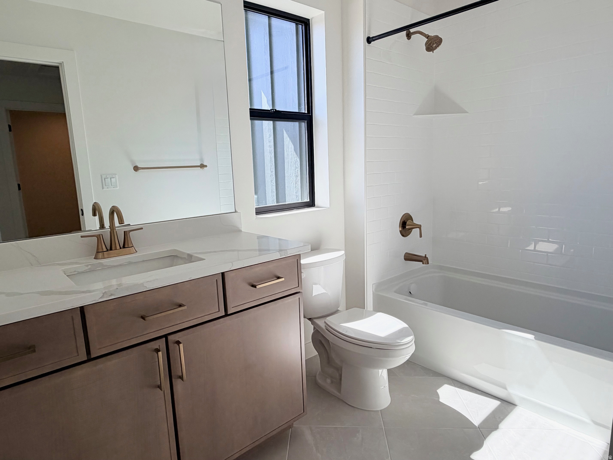 THE CROSSING - Residential