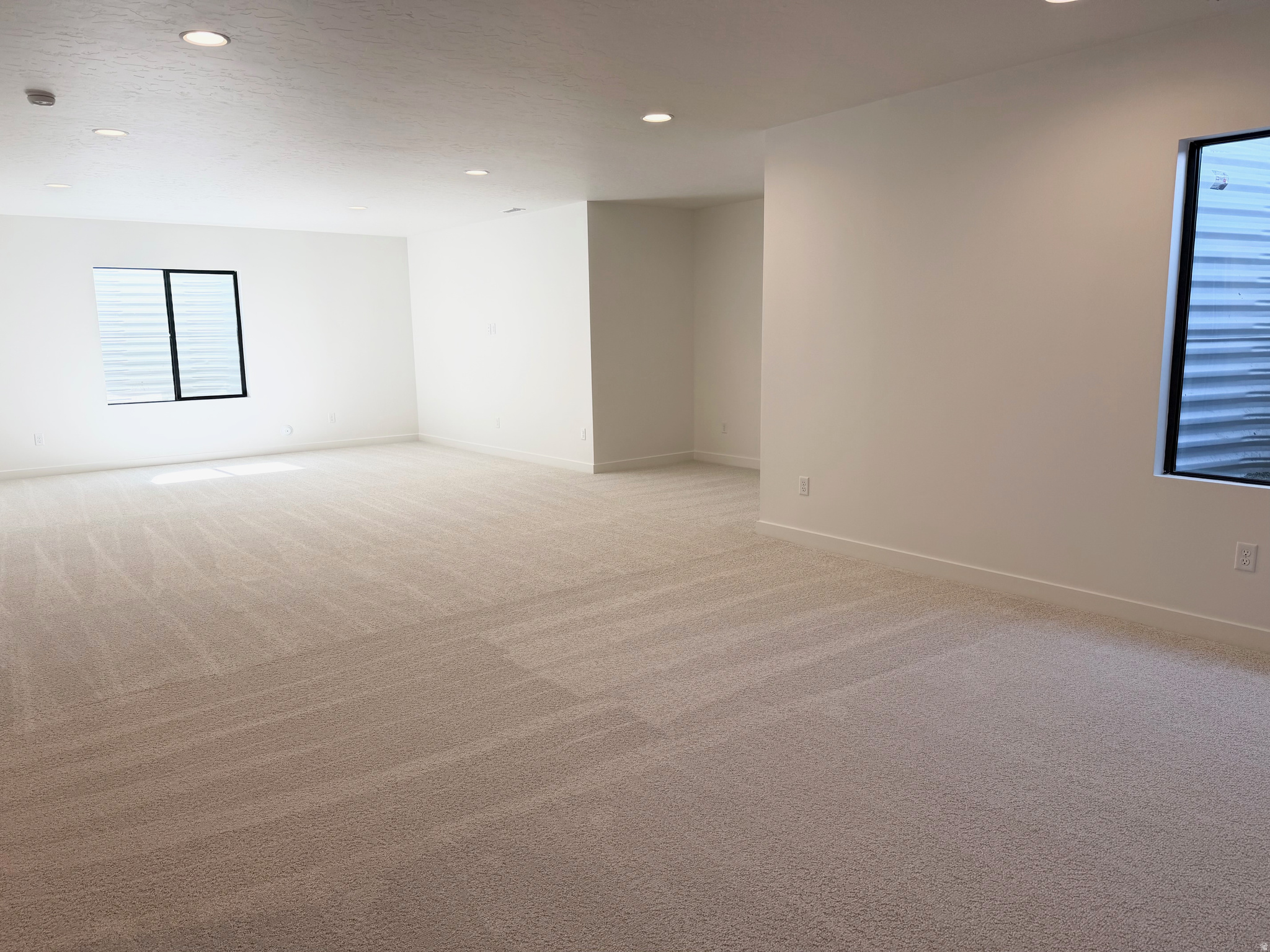 THE CROSSING - Residential