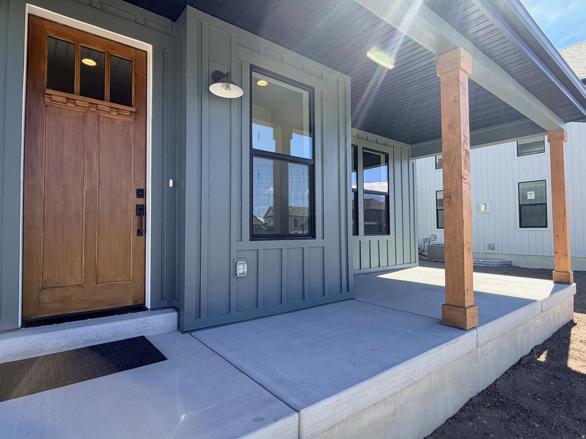 THE CROSSING - Residential