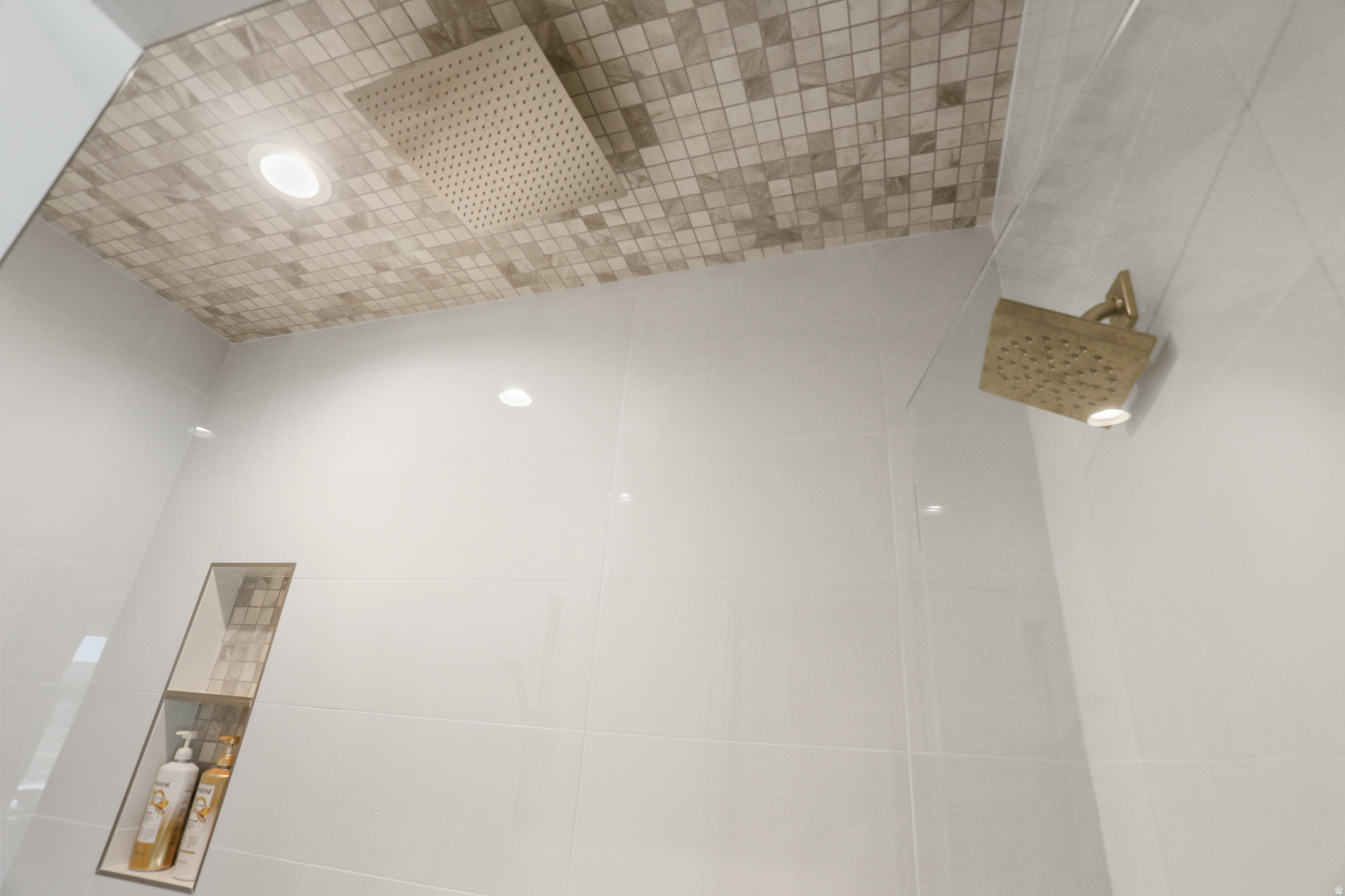 SIERRA VIEW ESTATES - Residential