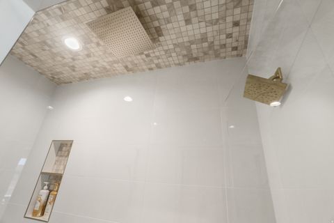 Tiny photo for 1354 S 800 E, Mapleton, UT 84664 (MLS # 2142607)