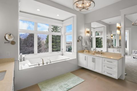 Tiny photo for 1354 S 800 E, Mapleton, UT 84664 (MLS # 2142607)