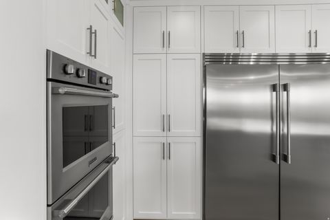 Tiny photo for 1354 S 800 E, Mapleton, UT 84664 (MLS # 2142607)