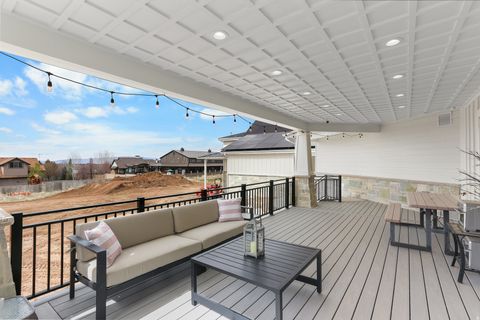 Tiny photo for 1354 S 800 E, Mapleton, UT 84664 (MLS # 2142607)