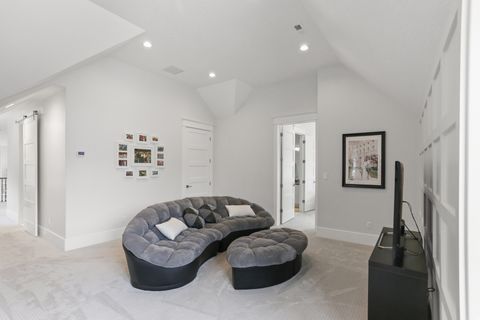 Tiny photo for 1354 S 800 E, Mapleton, UT 84664 (MLS # 2142607)