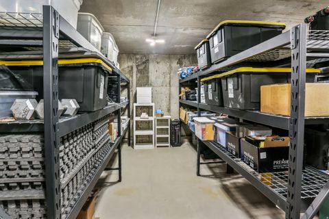 Tiny photo for 1354 S 800 E, Mapleton, UT 84664 (MLS # 2142607)