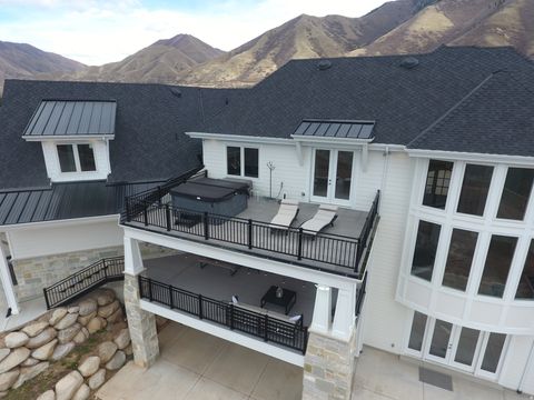 Tiny photo for 1354 S 800 E, Mapleton, UT 84664 (MLS # 2142607)