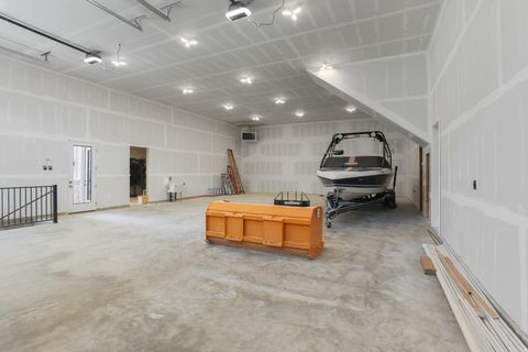 Tiny photo for 1354 S 800 E, Mapleton, UT 84664 (MLS # 2142607)