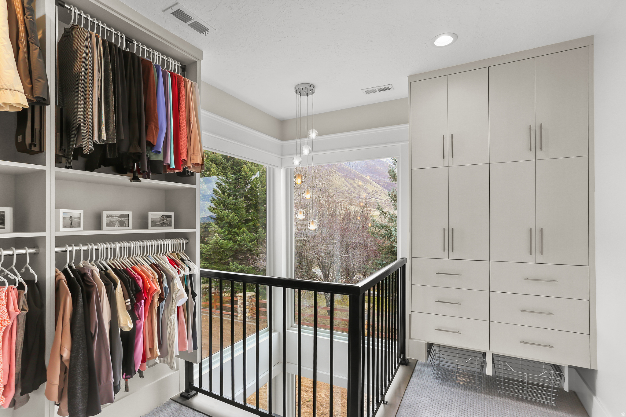 SIERRA VIEW ESTATES - Residential