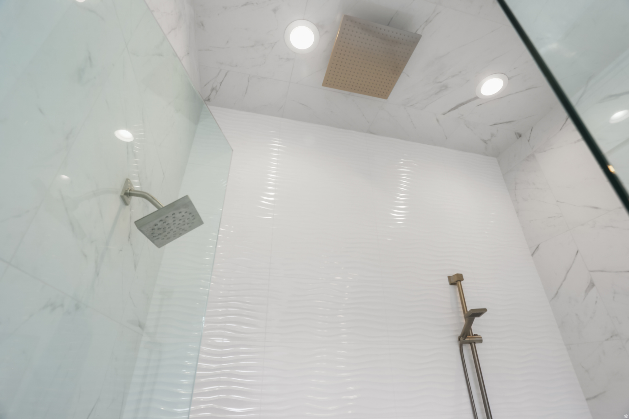 SIERRA VIEW ESTATES - Residential