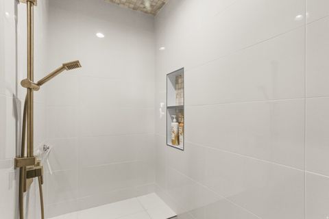 Tiny photo for 1354 S 800 E, Mapleton, UT 84664 (MLS # 2142607)