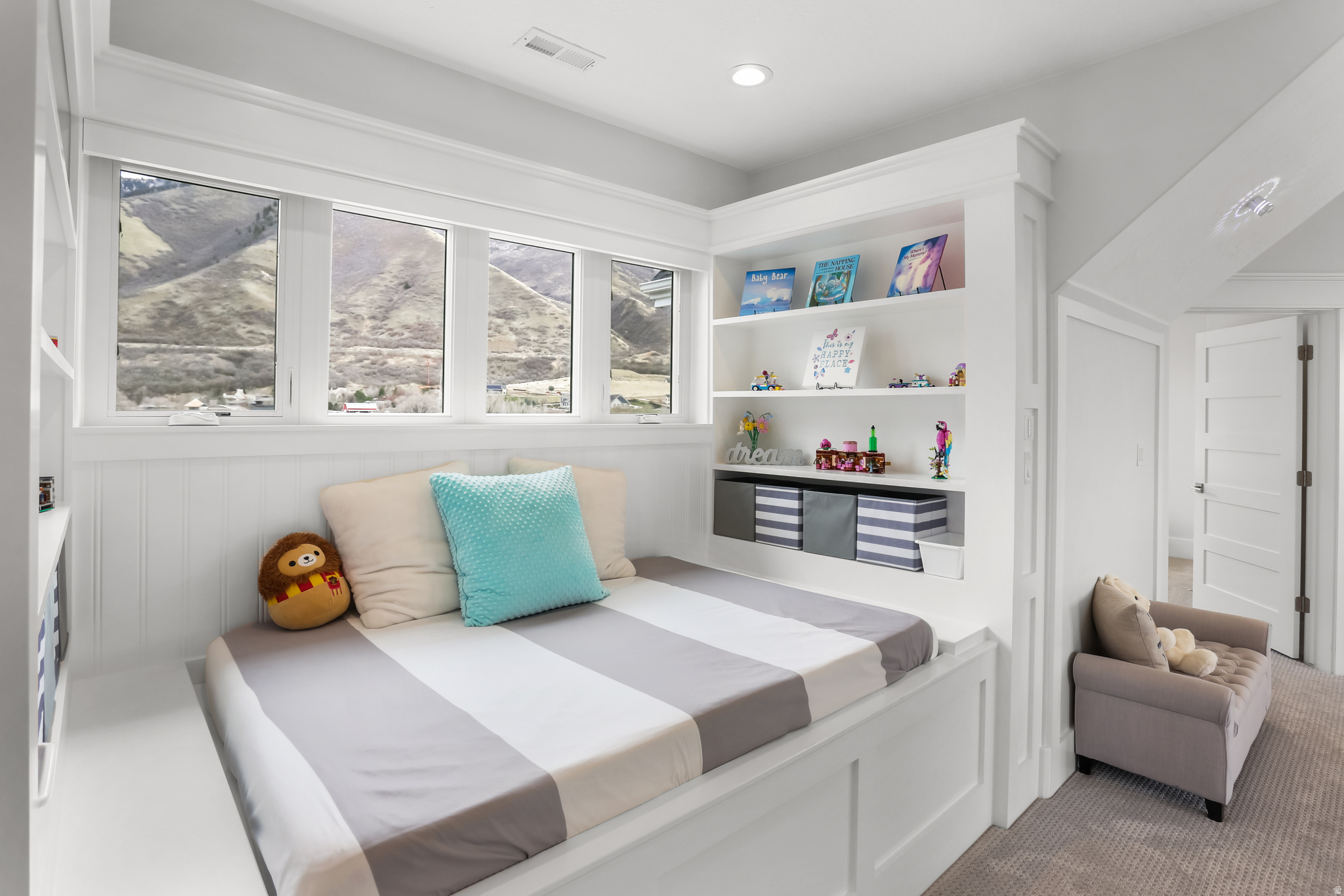 SIERRA VIEW ESTATES - Residential