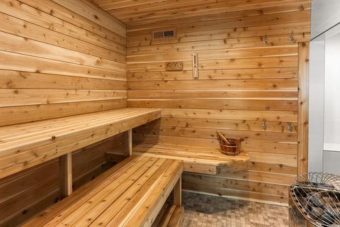 Tiny photo for 1354 S 800 E, Mapleton, UT 84664 (MLS # 2142607)