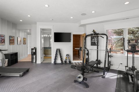 Tiny photo for 1354 S 800 E, Mapleton, UT 84664 (MLS # 2142607)