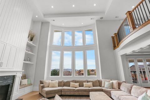 Tiny photo for 1354 S 800 E, Mapleton, UT 84664 (MLS # 2142607)