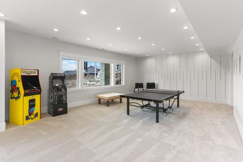 Tiny photo for 1354 S 800 E, Mapleton, UT 84664 (MLS # 2142607)