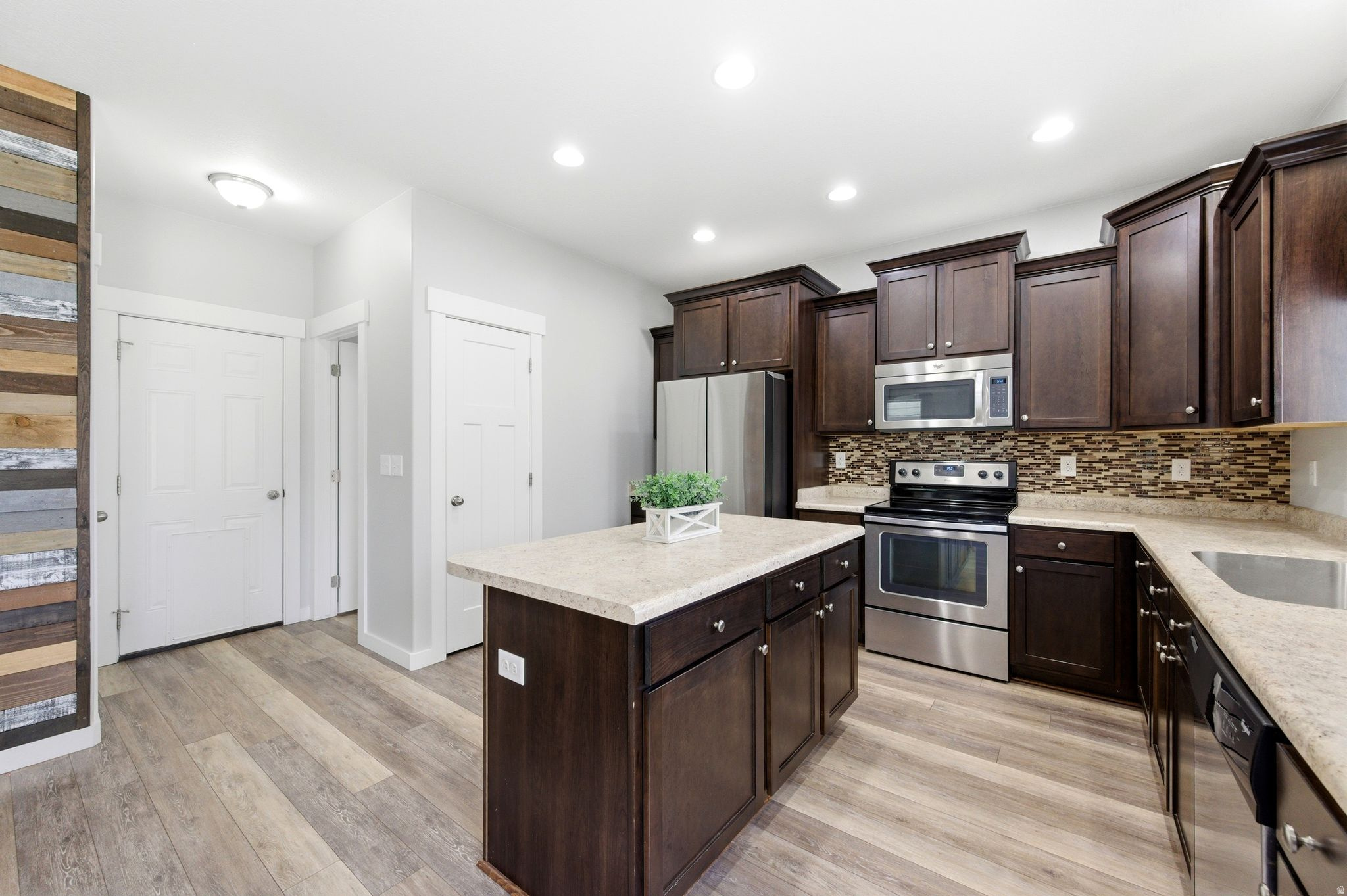 HERRIMAN TOWNE CENTER PLAT E - Residential