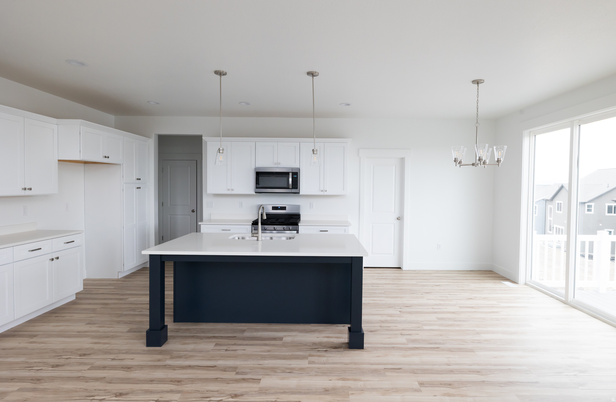 RIDGEHORNE - Residential