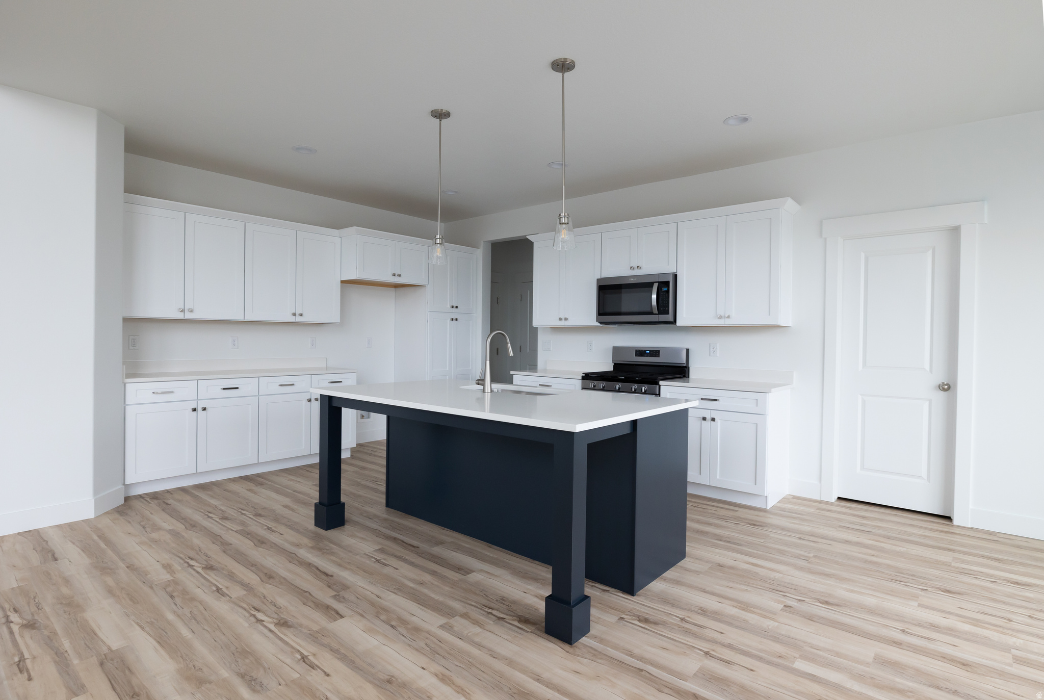 RIDGEHORNE - Residential