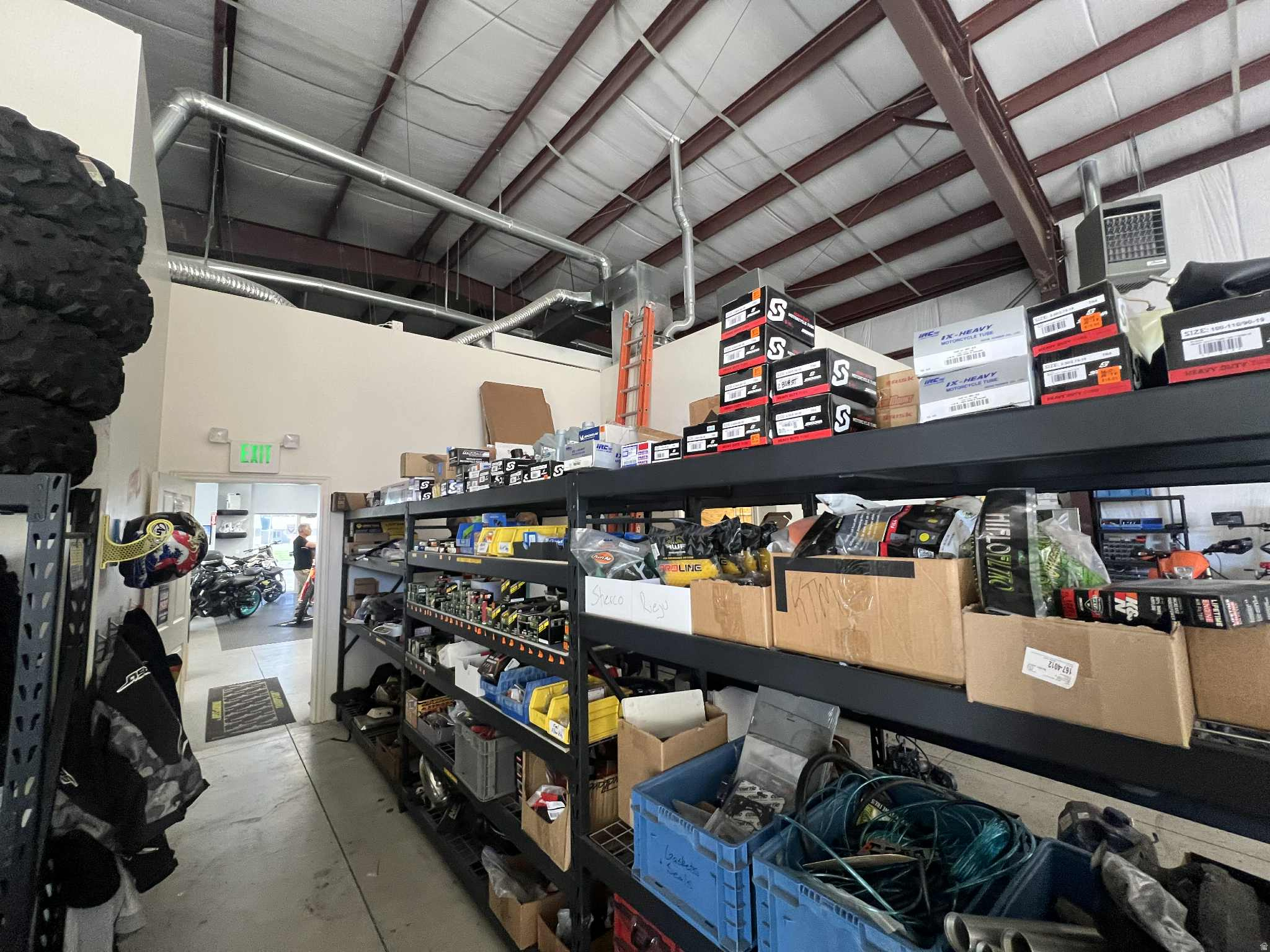 OGDEN INDUSTRIAL PARK - Commercial Lease