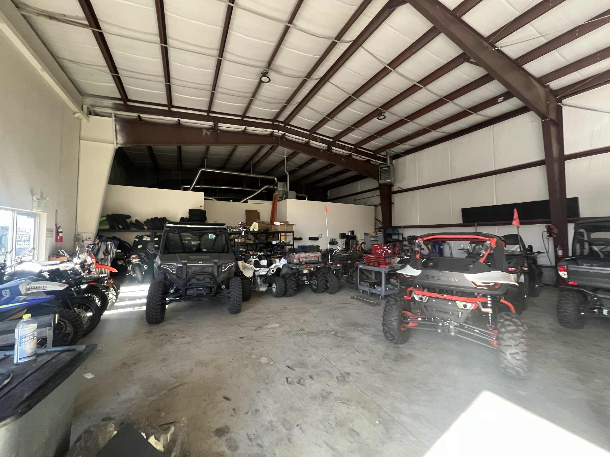 OGDEN INDUSTRIAL PARK - Commercial Lease