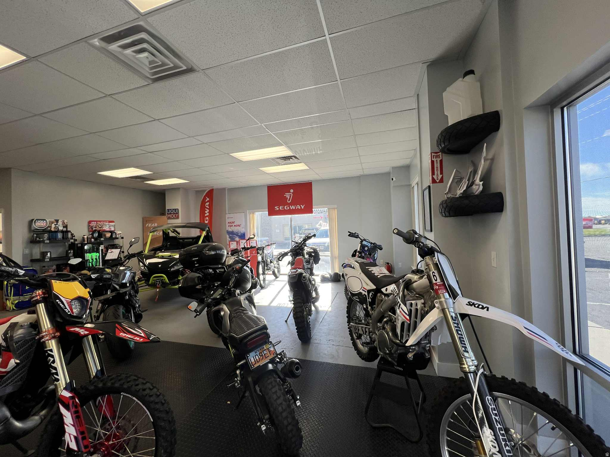 OGDEN INDUSTRIAL PARK - Commercial Lease