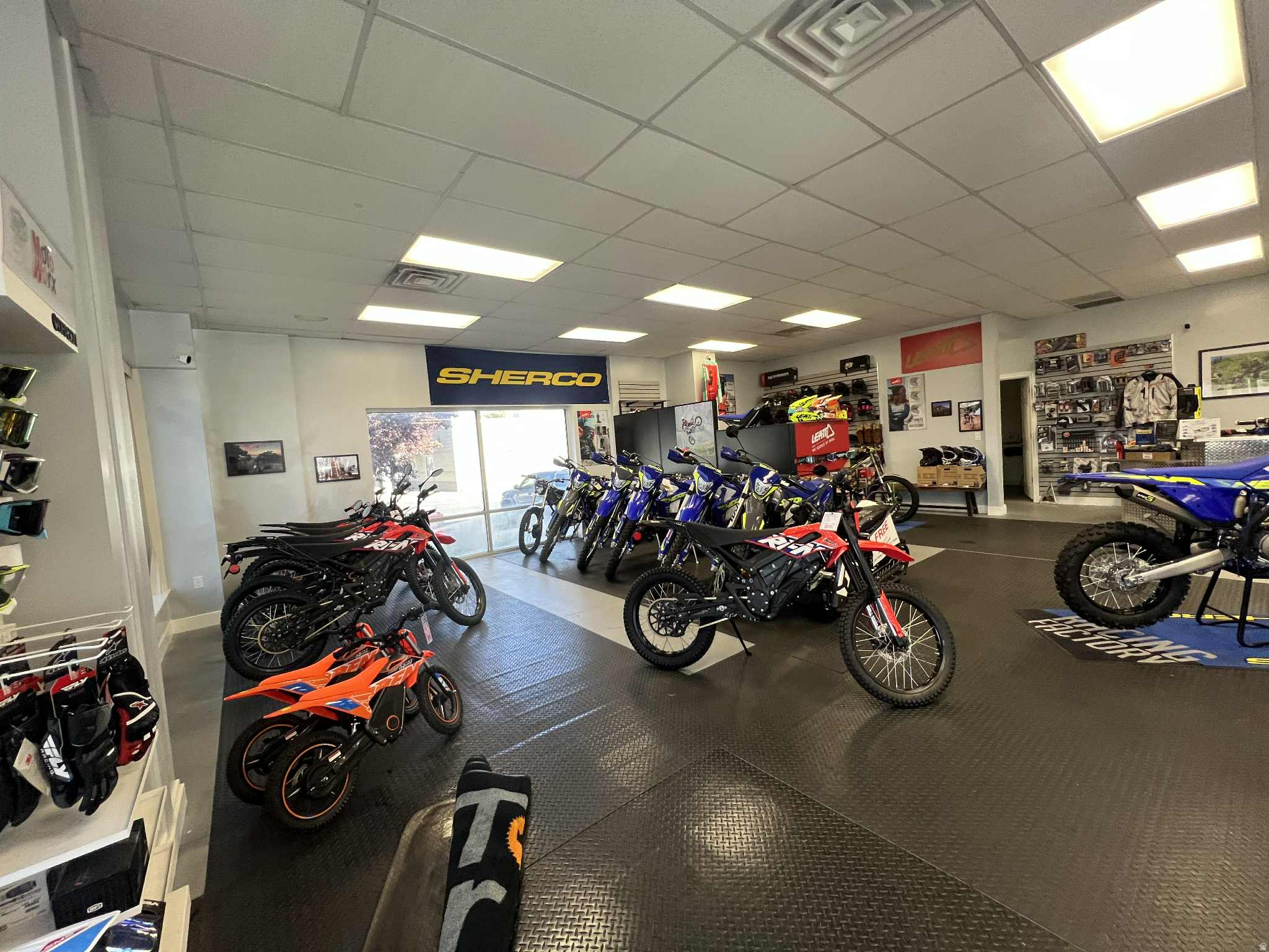 OGDEN INDUSTRIAL PARK - Commercial Lease