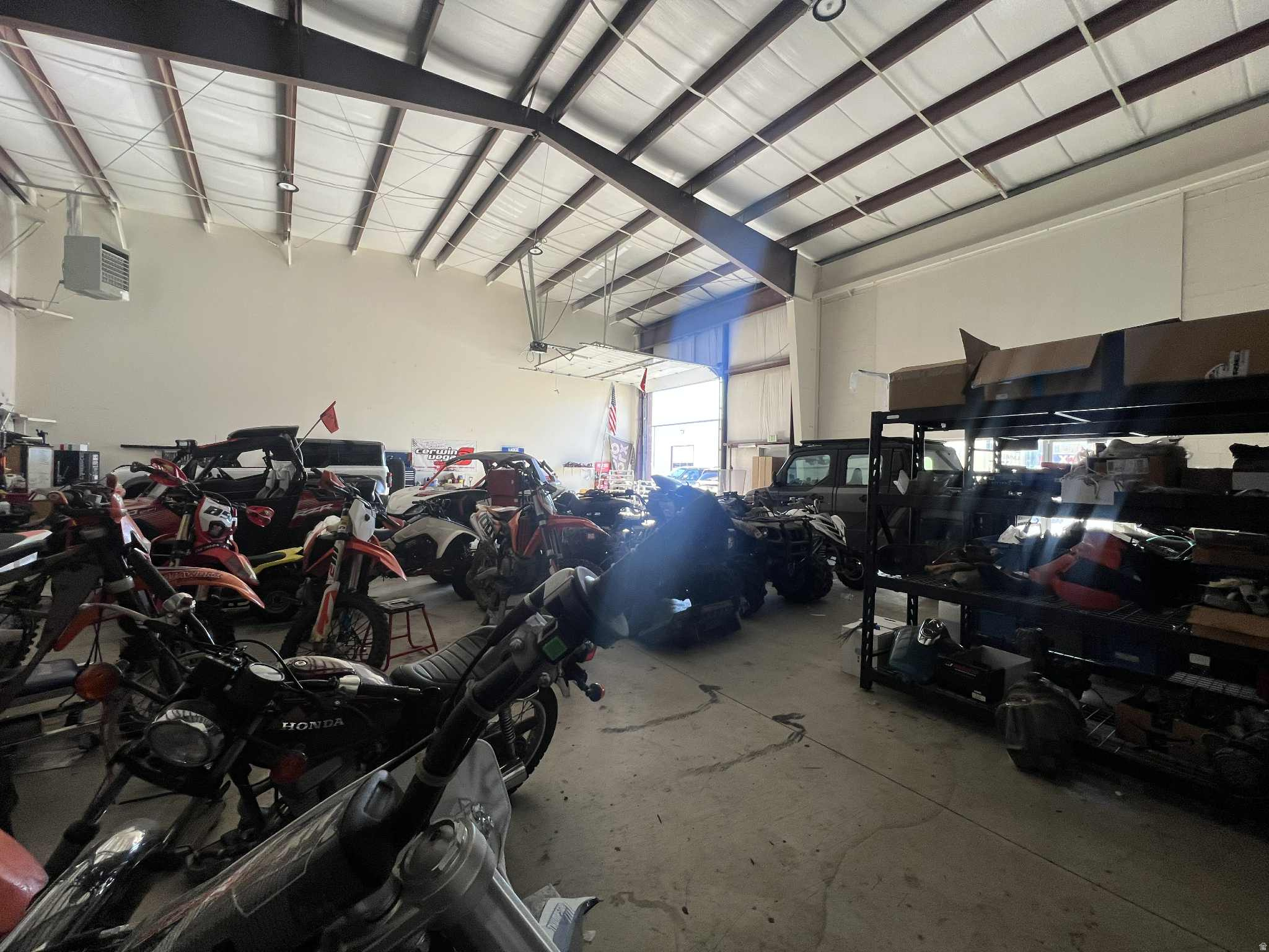 OGDEN INDUSTRIAL PARK - Commercial Lease