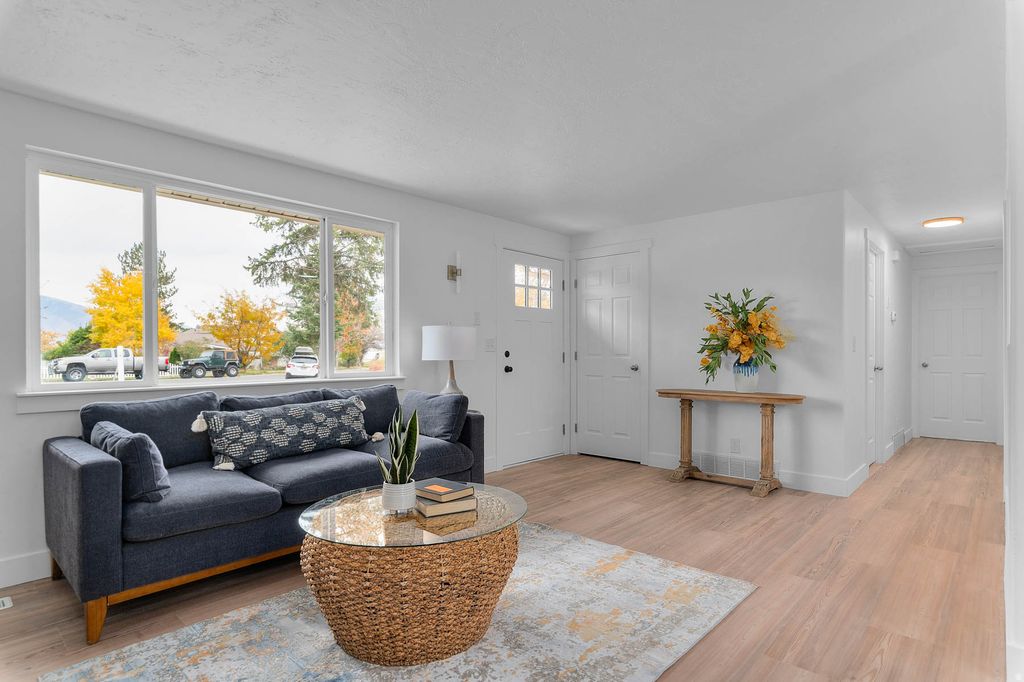 Photo of 8026 S LAGUNA CIR W, West Jordan, UT 84088 (MLS # 2121591)