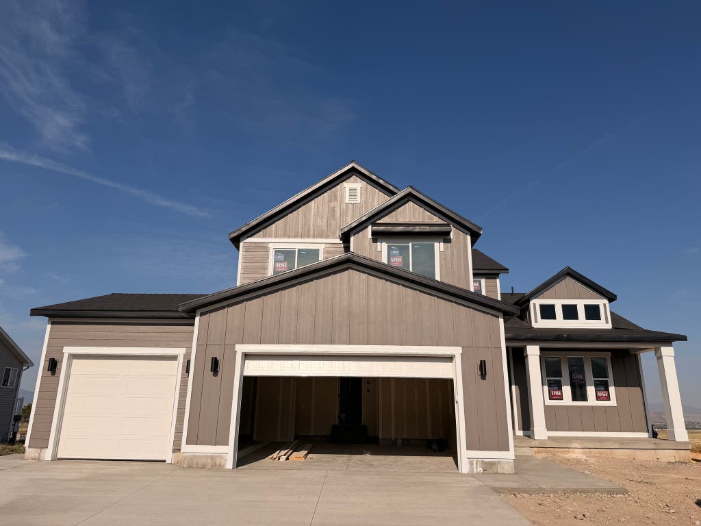 Photo of 525 N 510 E, Smithfield, UT 84335 (MLS # 2170936)