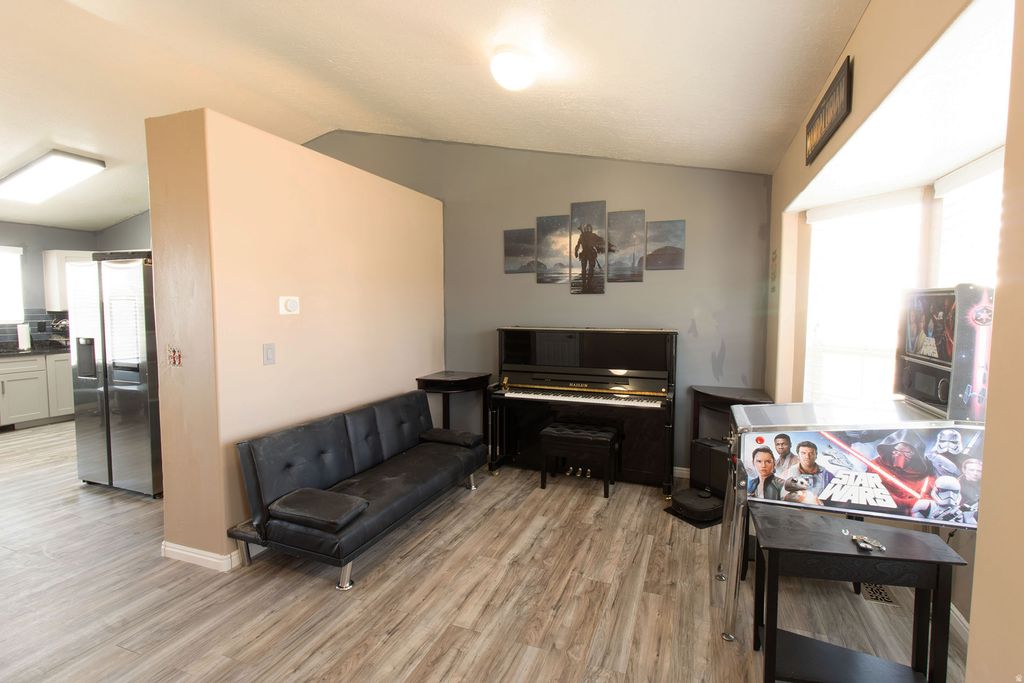 Photo of 64 N 250 W, Clearfield, UT 84015 (MLS # 2131990)