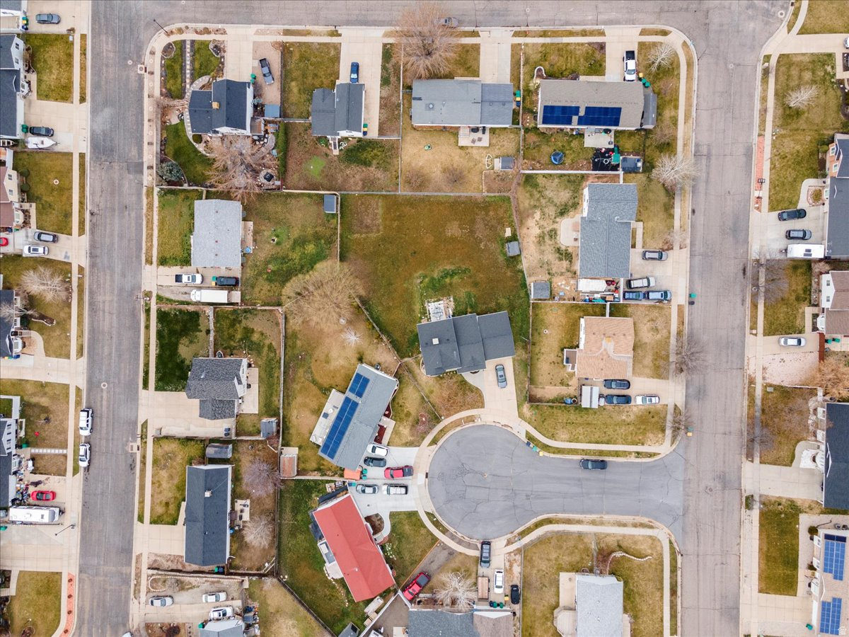 SADDLEWOOD - Residential