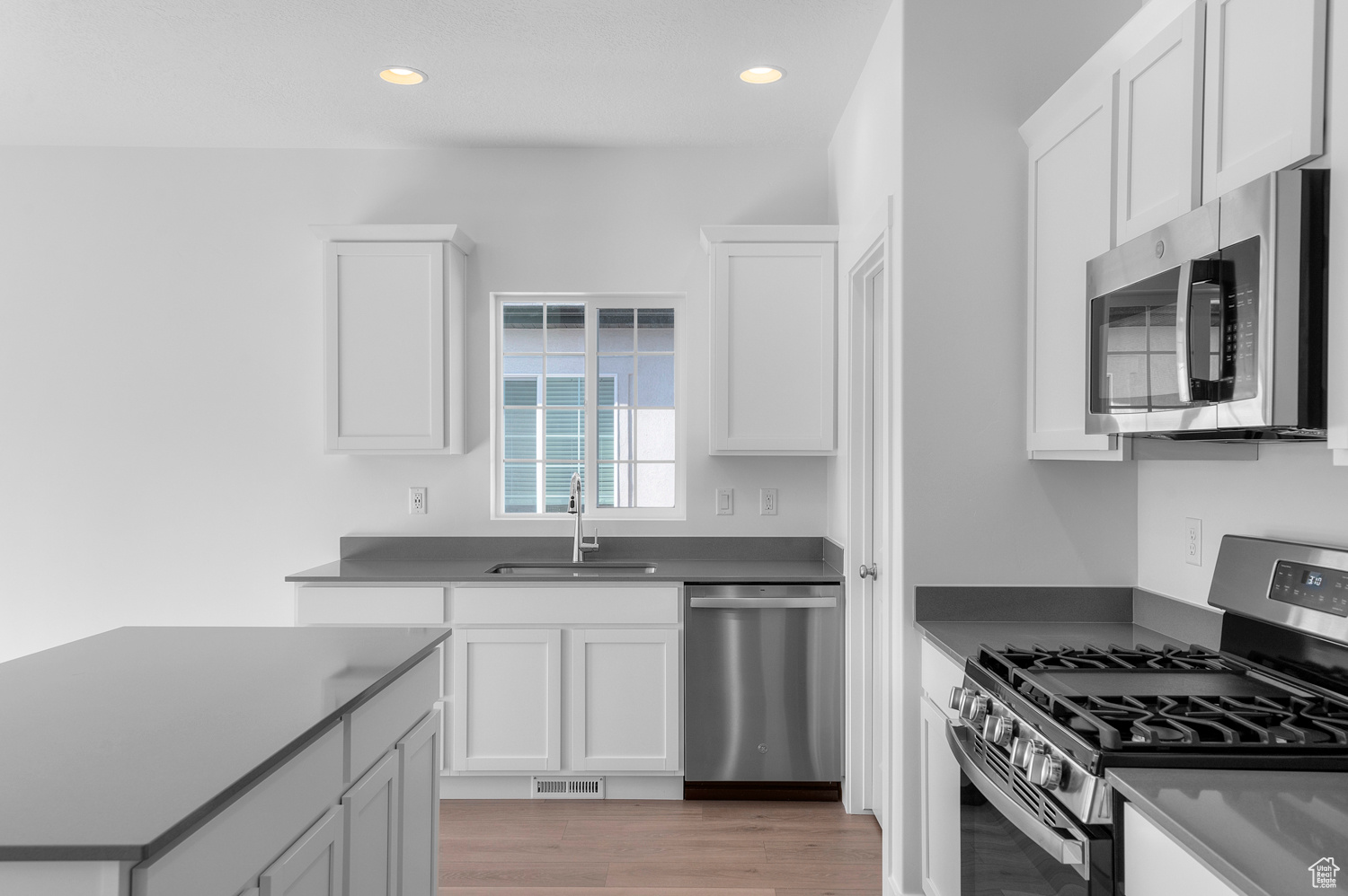 8864 S Veiled Peak Rd, West Jordan, Utah image 12