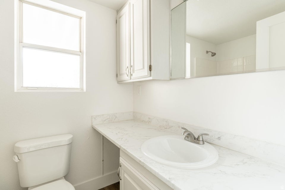 KINGS ROW EST 1 - Residential