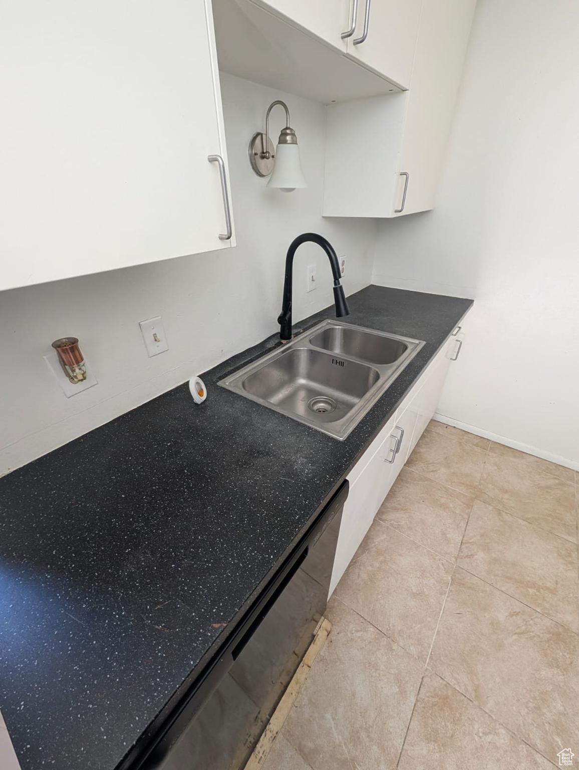 HECTOR PARK SUB - Residential Income