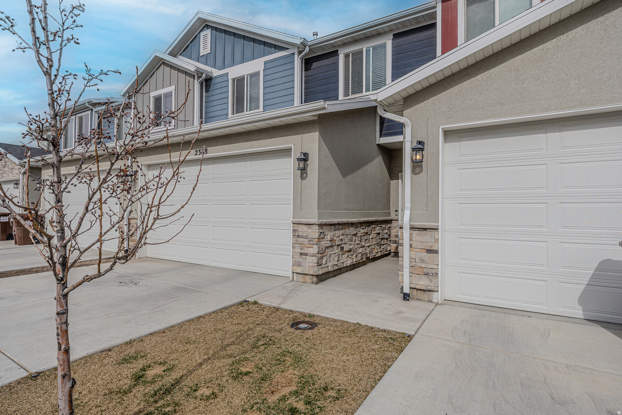 KNUDSON CROSSING - Residential