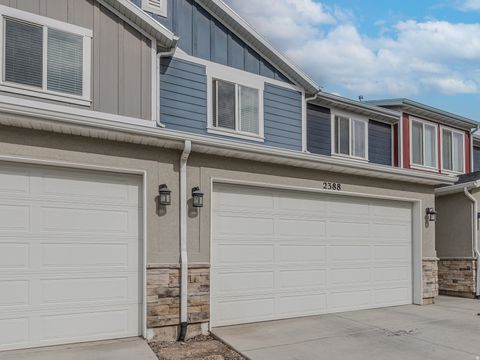 Tiny photo for 2388 W JADE WAY, West Haven, UT 84401 (MLS # 2137538)