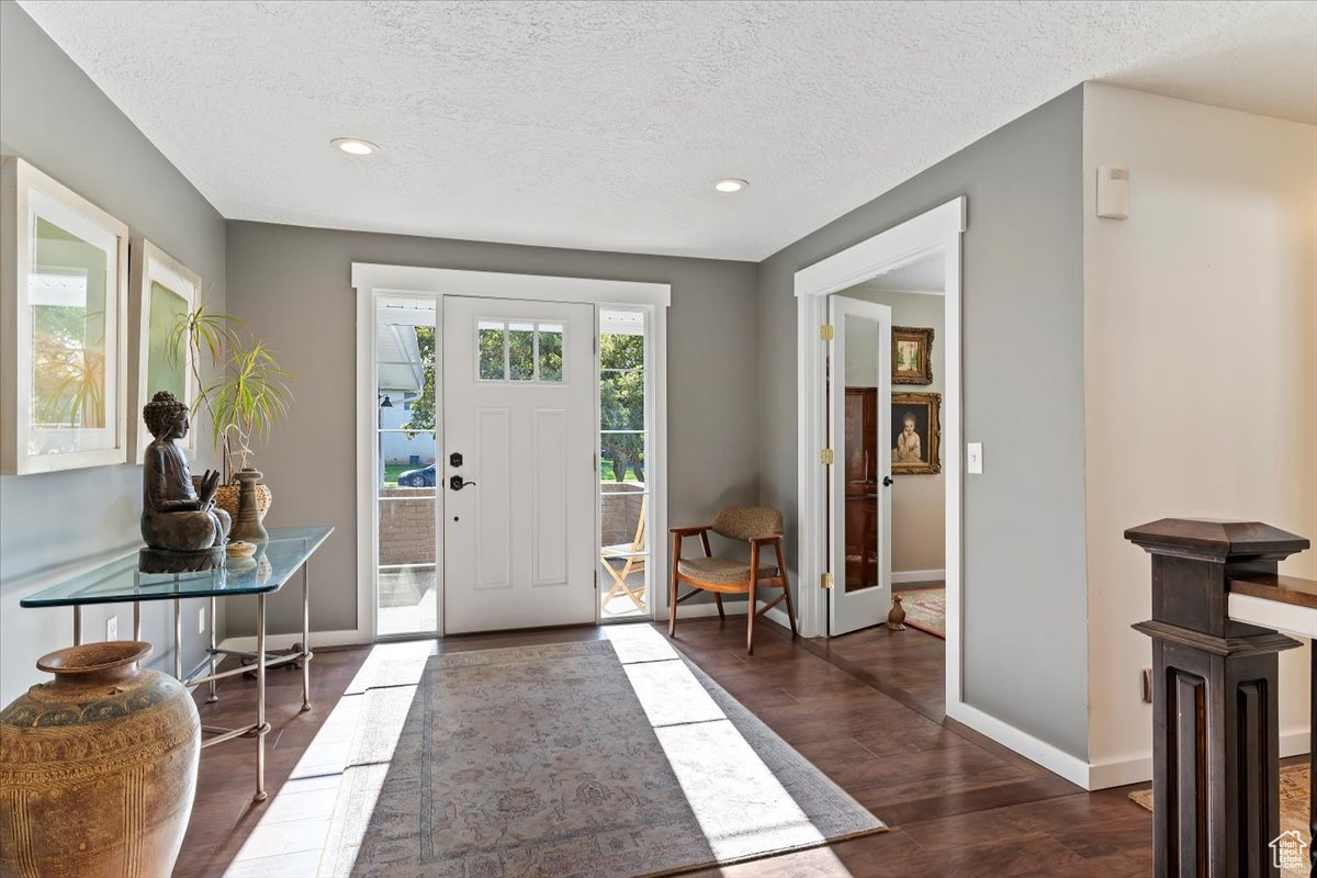 FERNWOOD HOLLOW - Residential