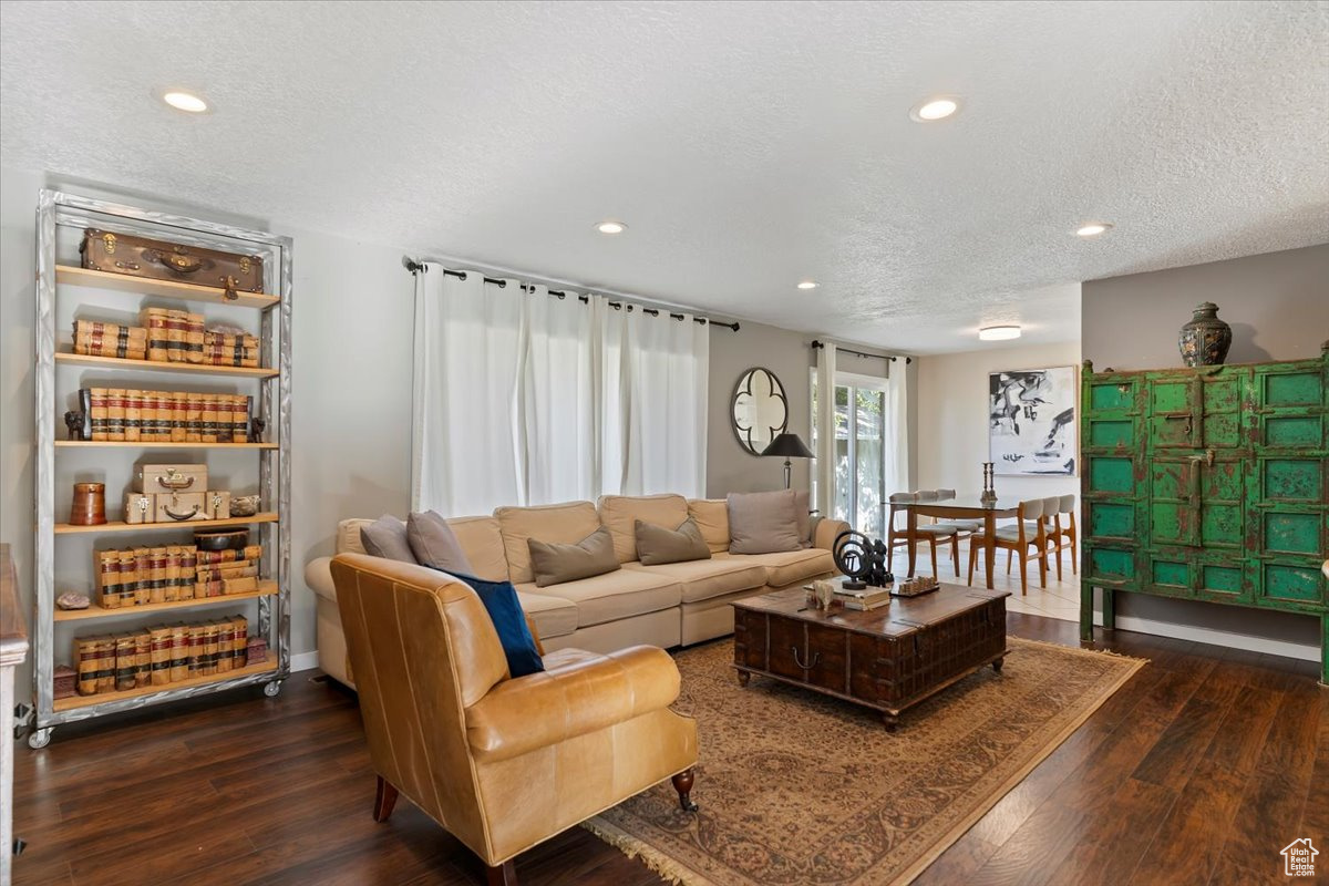 FERNWOOD HOLLOW - Residential