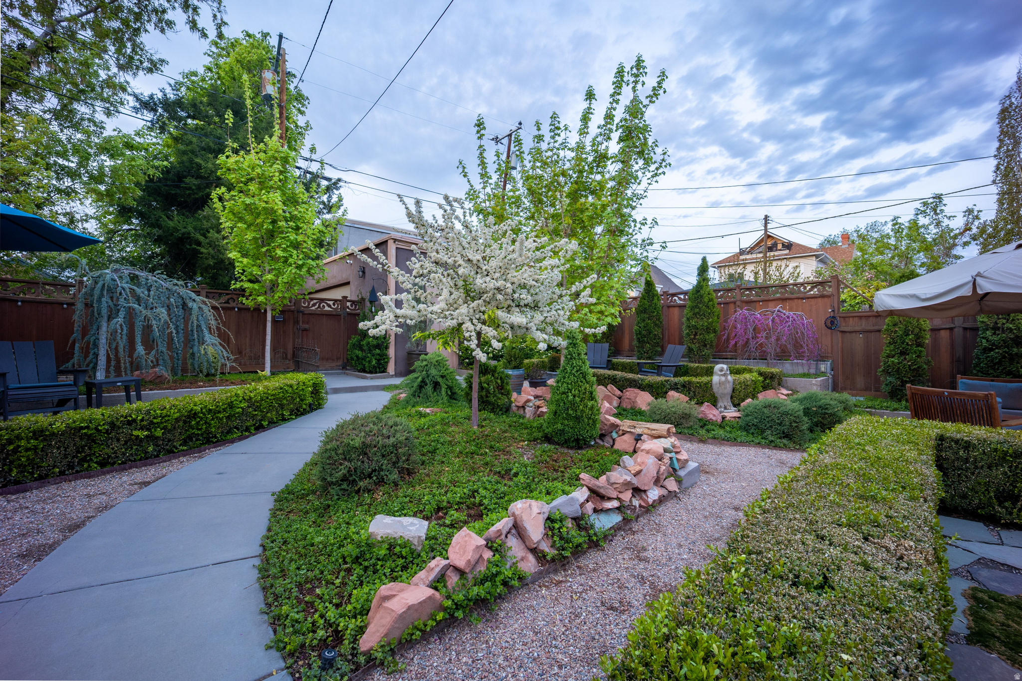 AVENUES HISTORIC - Residential