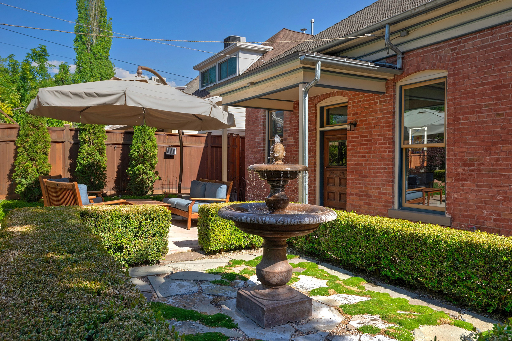 AVENUES HISTORIC - Residential