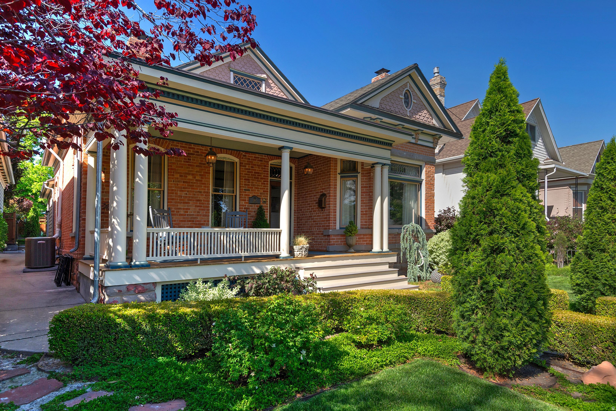 AVENUES HISTORIC - Residential