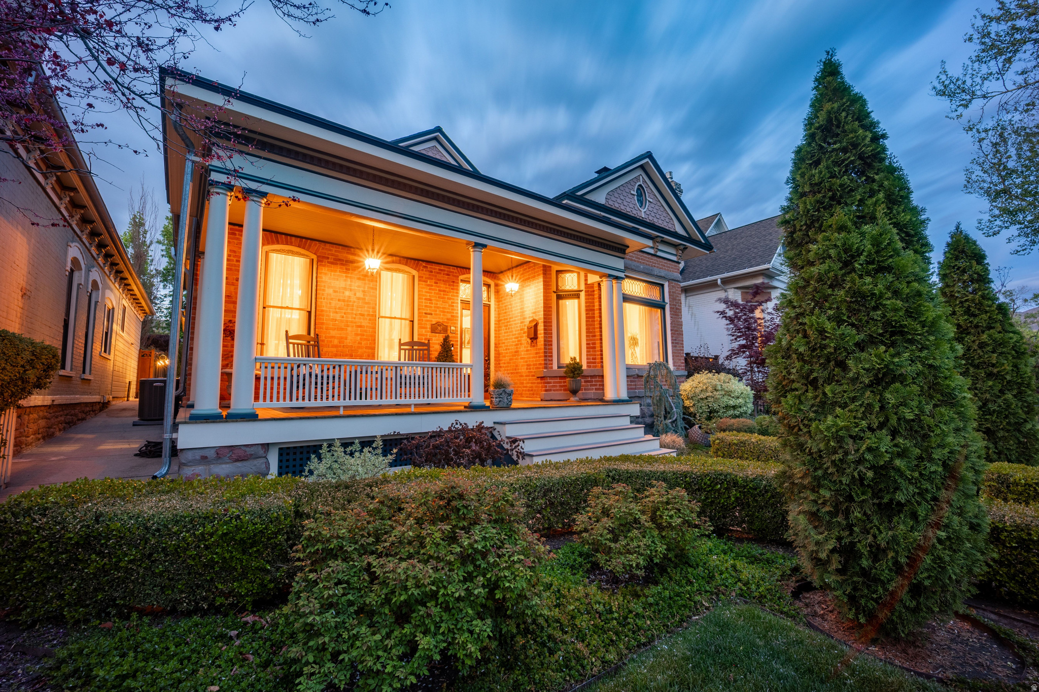AVENUES HISTORIC - Residential