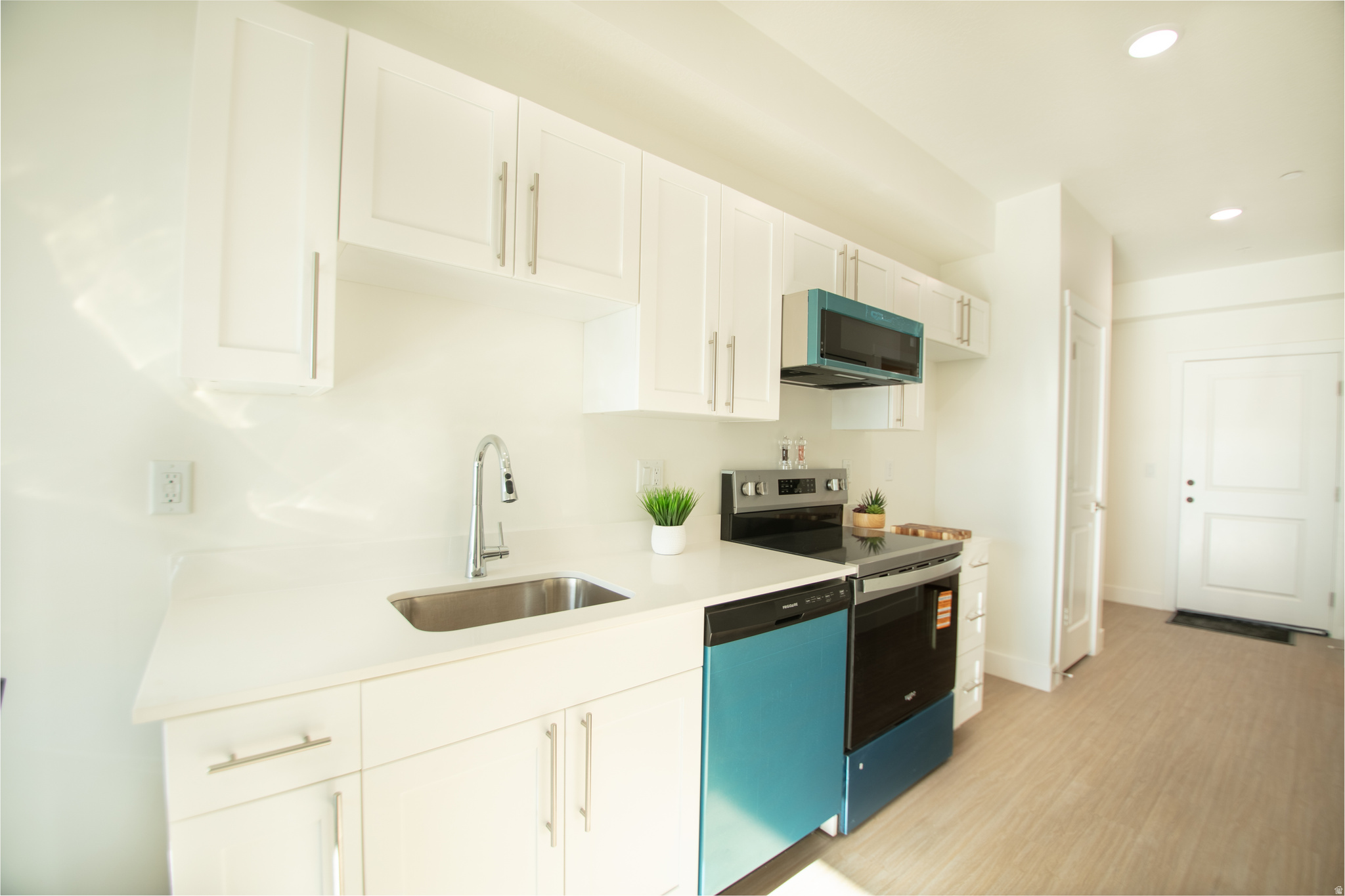 FALCON RIDGE CONDOMINIUM - Residential