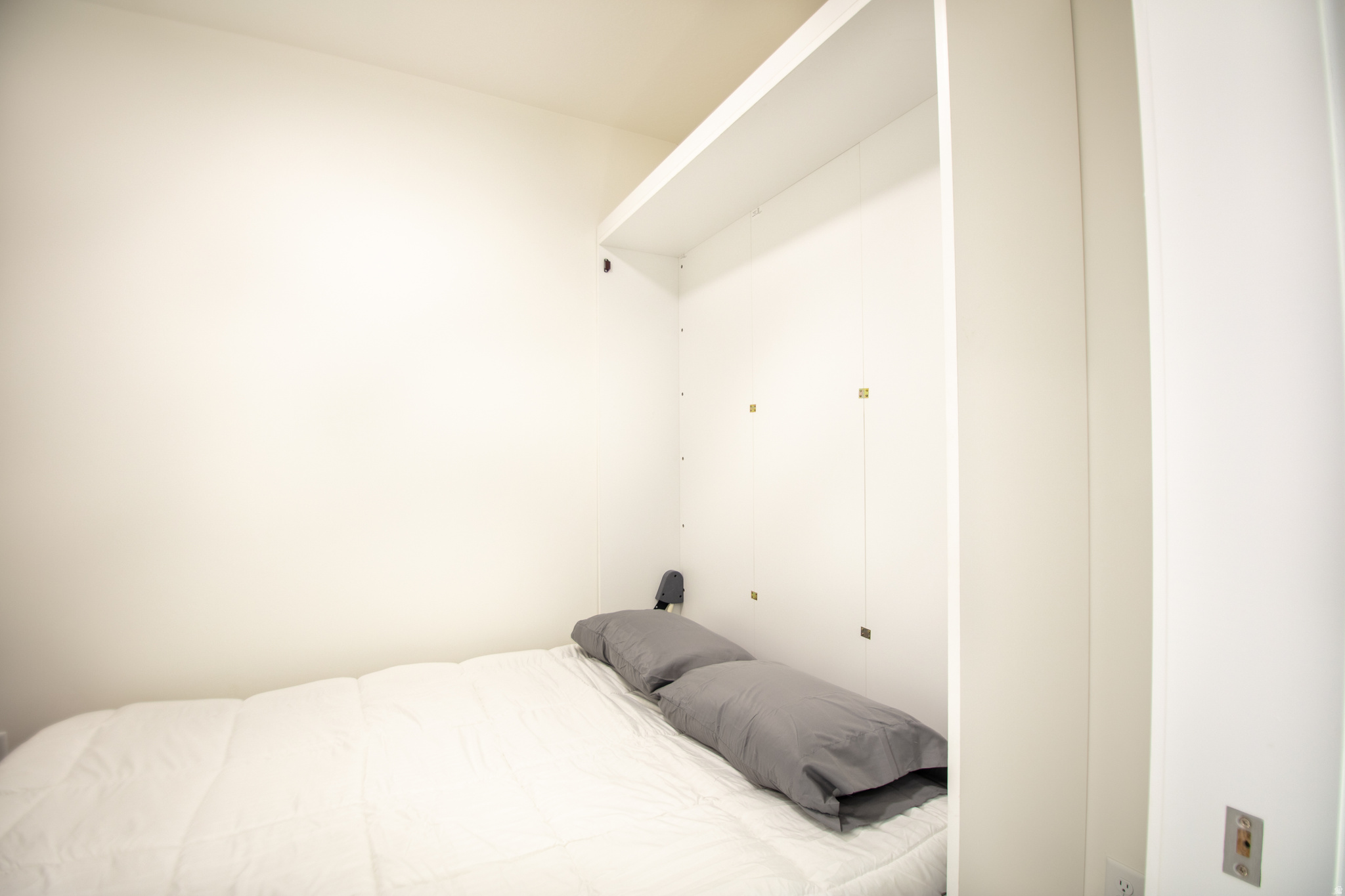 FALCON RIDGE CONDOMINIUM - Residential